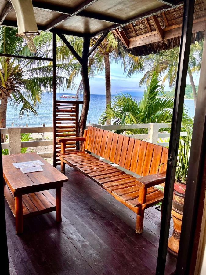 Amami Beachfront Villa With Private Beach Puerto Galera Luaran gambar