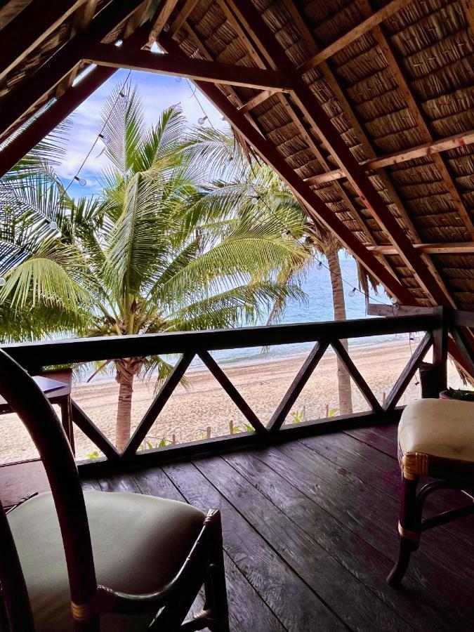 Amami Beachfront Villa With Private Beach Puerto Galera Luaran gambar